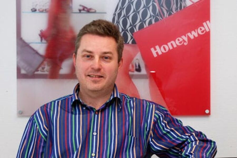 Honeywell ECC er en ren produktleverandør til markedet, og må ikke forveksles med vår Byggautomasjonsavdeling HBS, sier daglig leder i ECC Norge Tom Erik Bakkene.