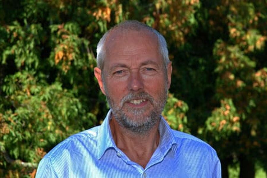 Sløsing er egentlig sammensatt av både et høyt og unødvendig forbruk, og en produksjons-teknologi som er lite effektiv sierOdd Jarle Skjelhaugen, direktør for Norsk senter for bioenergiforskning.