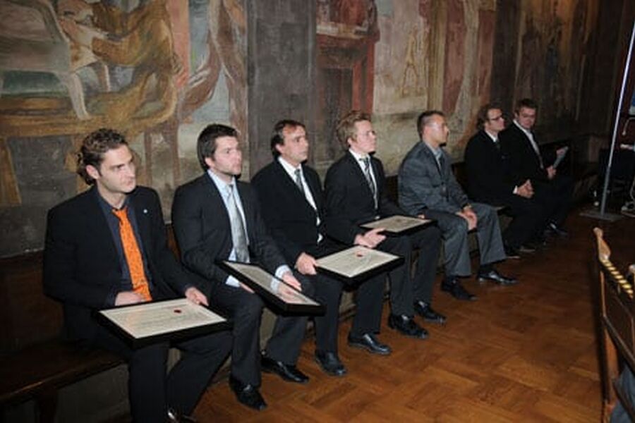 De syv nye mesterne er (fra venstre): Espen Engebretsen, André Svane Hansen, Arild Øverland, Anders Tyrihjell Aasen, Brian Aggerholm, Henrik Viksveen og Jan Åge Johannessen.