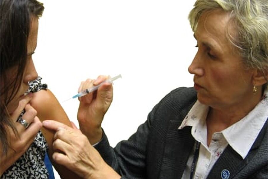 Kvinner har ikke så stor økning i sykefraværet som menn. Illustrasjonsfoto