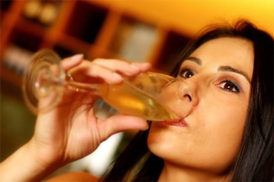 Pellegrino Passito de Pantelleria er en vin sicilianerne nikker anerkjennende til med stor stolthet. Foto: iStockphoto.