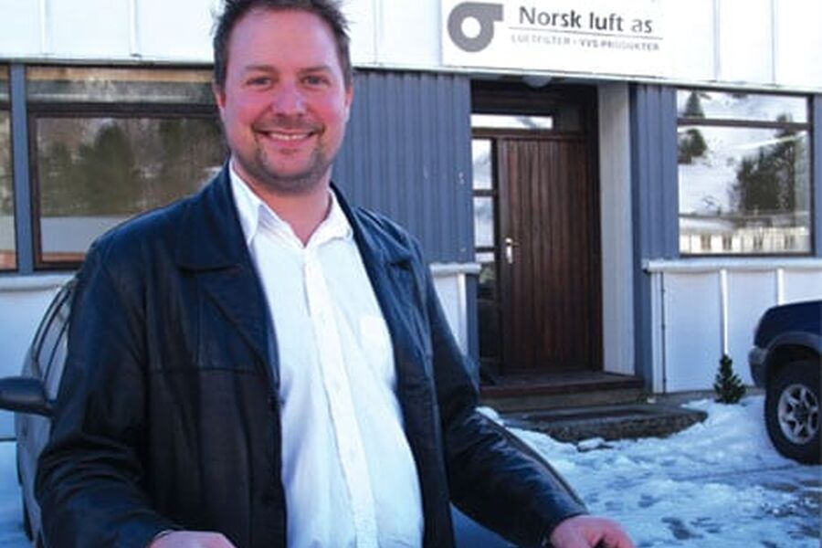 Vi er virkelig optimister med tanke på fremtiden når det gjelder vårt nye filter, sier daglig leder hos Norsk Luft AS, Svein Håvard Saksen. Foto: Janne Nakken Næringsliv Møre og Romsdal
