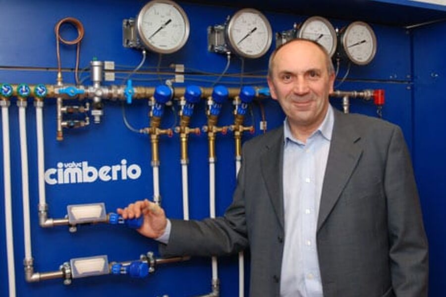 Vi har det bra, det har bare vært en minimal nedgang. 6,6 prosent ned fra 2008, sier Sture Ombler i CIM Norge.