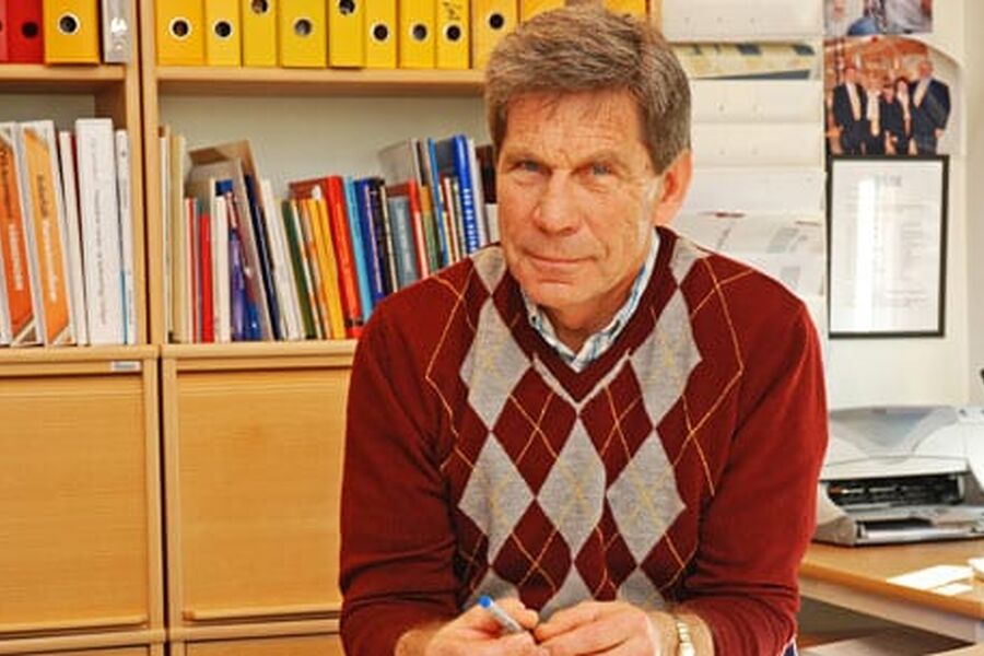  Vi spør oss hvem som er arbeidsledige? Kanskje er det hovedsakelig nyansatte, deltidsansatte og utlendinger, for det er få fra de etablerte rørleggerfirmaene sier teknisk direktør i NRL Ole Larmerud..