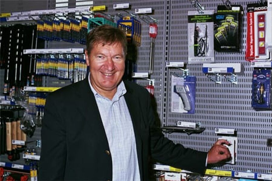 Arne-Erik Olsen er ikke bare den største gutten i klassen, Brødrene Dahl er også den lønnsomste av de store bedriftene i VVS-bransjen. Foto: Ole Daniel Enersen