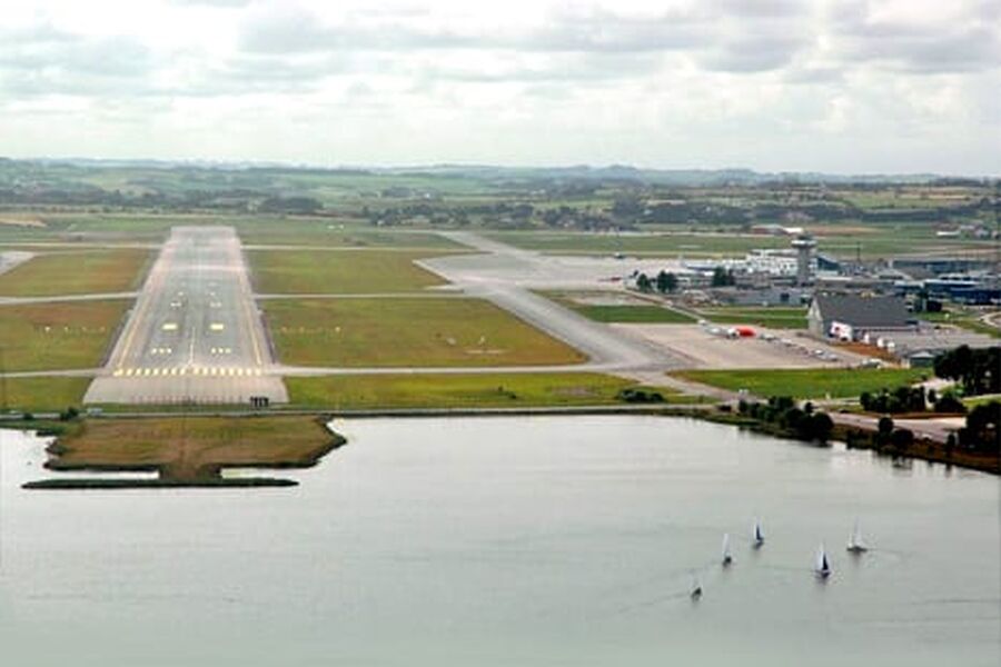 Stavanger lufthavn, Sola.