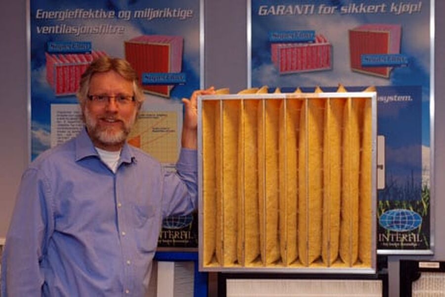  Det er en konstant kamp for å utvikle filtre som gir best mulig kombinasjon av trykkfall og utskillingsgrad sier daglig leder Vegard Ottesen i Interfil.