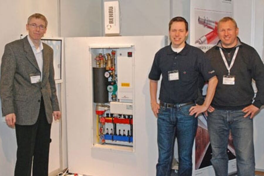 På stand for Varmetema as: Jan Håvard Bratlie, Bård Bratlie (daglig leder) og Atle Myhrer.