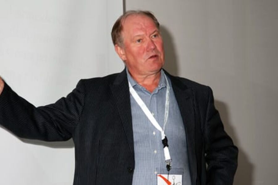 Professor Oddbjørn Sjøvold.