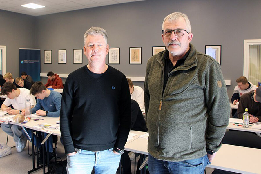 Opplæringskonsulent Kyrre Jensen og daglig leder Åge Bjørnbakken ved Opplæringskontor Rørfag Innlandet følger opp Innlandets rørleggerlærlinger på veien mot svennebrevet.