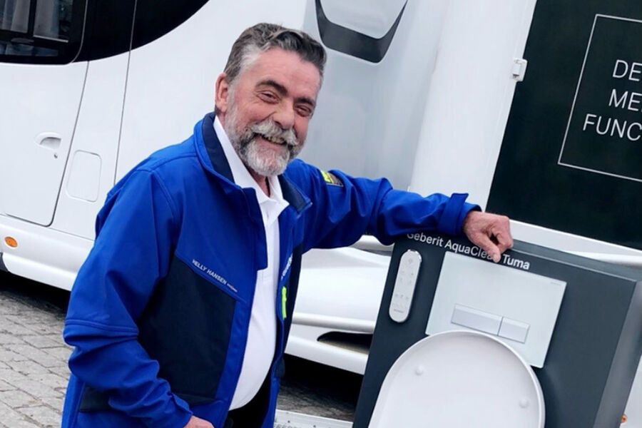 Per Arne Engebretsen begynte karrieren i Porsgrund Bad i 1983. Ti år senere ble han en del av Geberit, hvor han har vært frem til nå. 