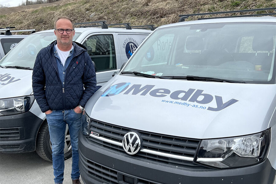 DYKTIG LEDER: Lars Medby solgte rørleggerfirmaet Medby AS til Instalco-gruppen for to år siden, men jobber fortsatt i firmaet som daglig leder. 52-åringen har bygget en sterk kultur, og bedriften går så det suser. Foto: Privat