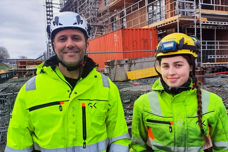 Lærlingeansvarlig Trond Kimo og lærling Julie Forseth i GK Rør Trøndelag.