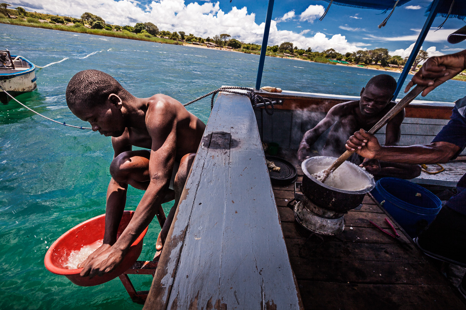 Dykkere i Malawisjøen-08.JPG