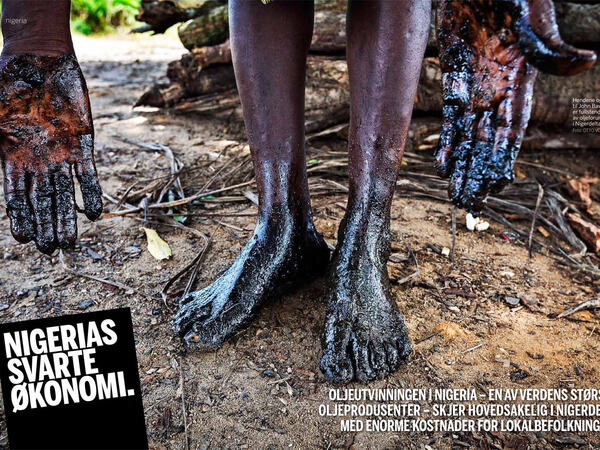 En stor reportasje om olje­ødeleggelsene i Niger-deltaet i Nigeria som stod på trykk i Aftenposten Innsikt./br  (Foto: Otto von Münchow)