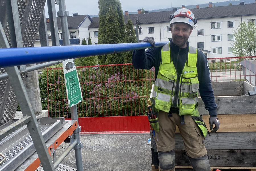 Svein Tore Bakken ønsket å bli håndverker – men det var bare tilfeldigheter som gjorde at han endte opp hos rørleggerbedriften Medby AS. Foto: Rune Midtskogen