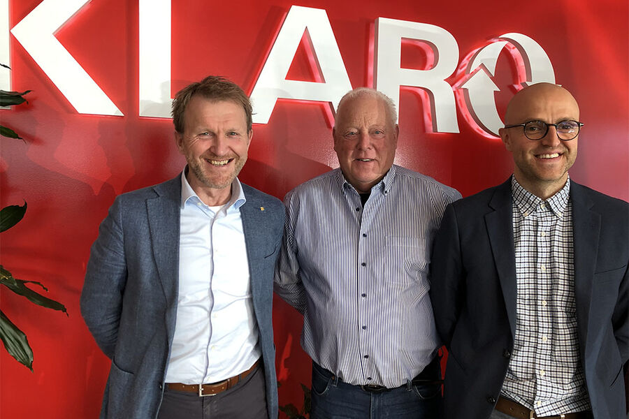 Gjennom oppkjøpet av Klaro tar den tekniske handelsbedriften Brødrene Dahl landsdekkende posisjon på avløpsrensing. Bilde tatt i anledning offentliggjøring av nyheten: CEO Lars Tendal,Brødrene Dahl og gründer Bjørn Stiansen og ny daglig leder Øystein Vereide, Klaro. Foto: Brødrene Dahl.