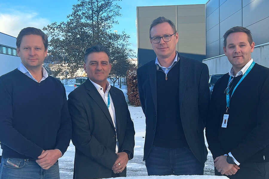 Fra venstre ser vi Aage Vikse, Arne Hammer, Christer V. Notland, daglig leder Teca, og Jone Vold, Jone Vold, som blir ny daglig leder i TekniskBureau.