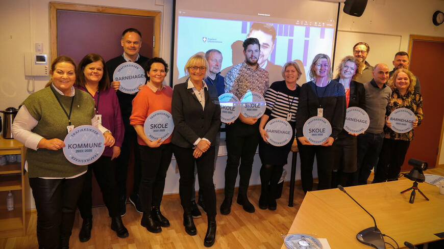 Deltakere på markering av at Eigersund kommune er sertifisert som trafikksikkerkommune