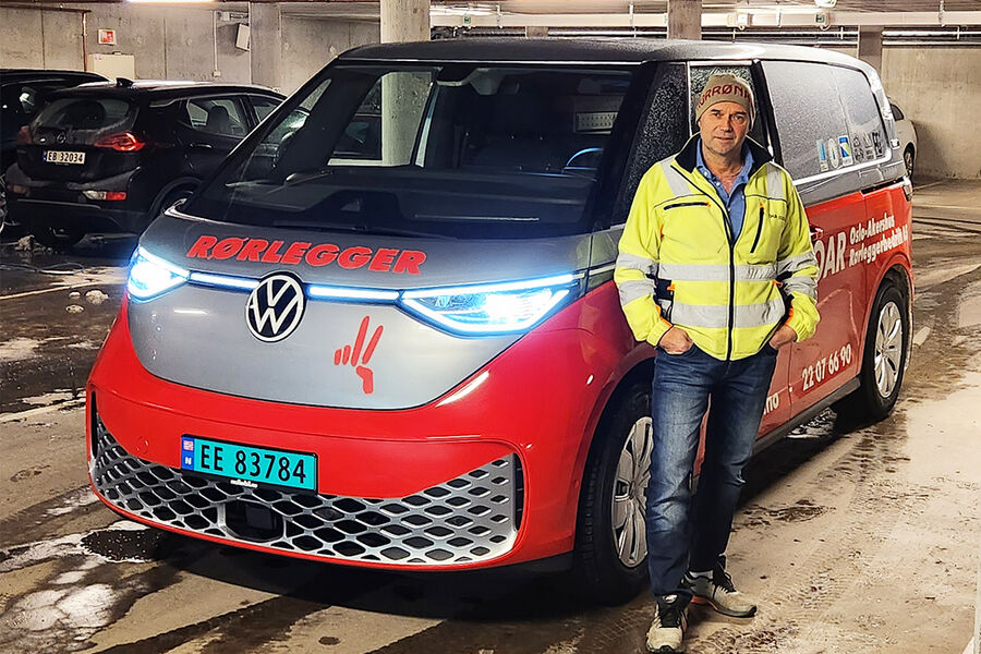 Daglig leder i Oslo - Akershus Rørleggerbedrift AS, Øivind Ask, er oppgitt over at Sintef, DiBK, og Rørentreprenørene Norge ikke kan enes om et felles regelverk. - Vi som rørentreprenører vil i utgangspunktet forholde oss til Rørentreprenørene Norges tolkning av TEK 17., sier han.