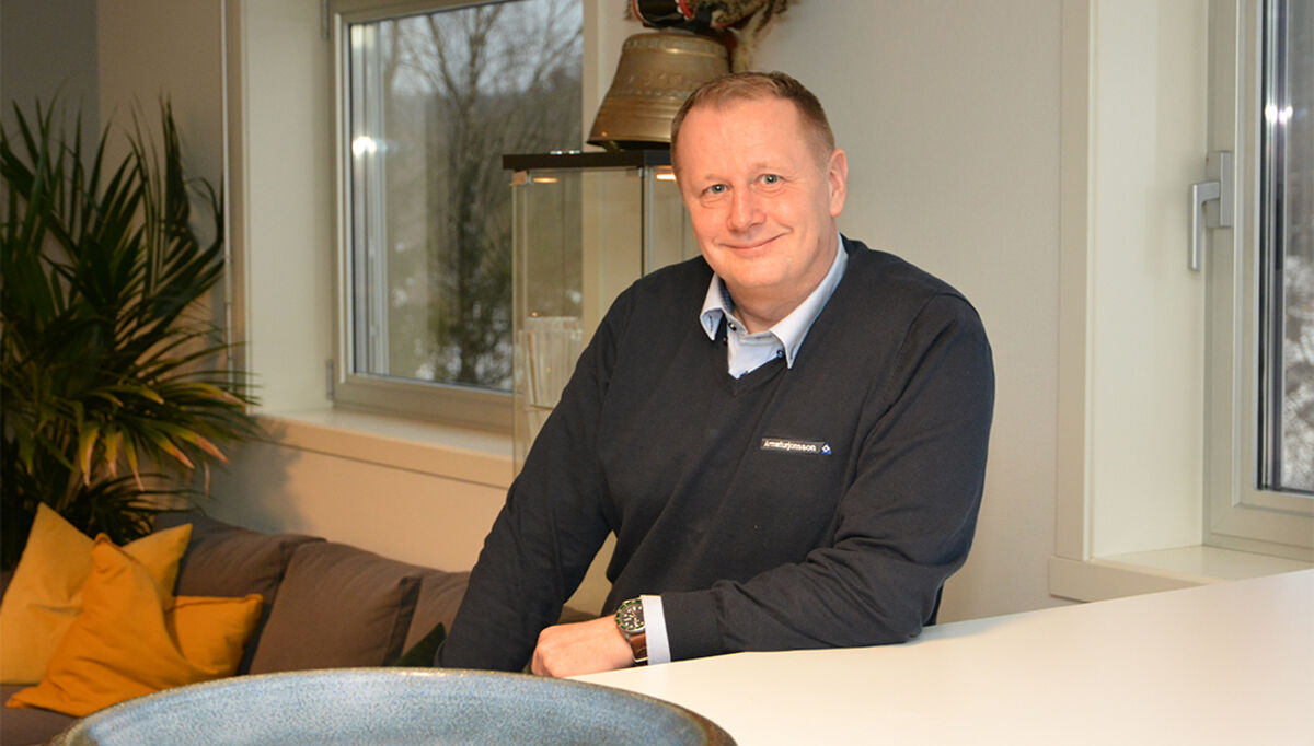 Etter 15 år som VVS-rådgiver, stortrives Svein Ole Grøsland nå som teknisk sjef hos Armaturjonsson.