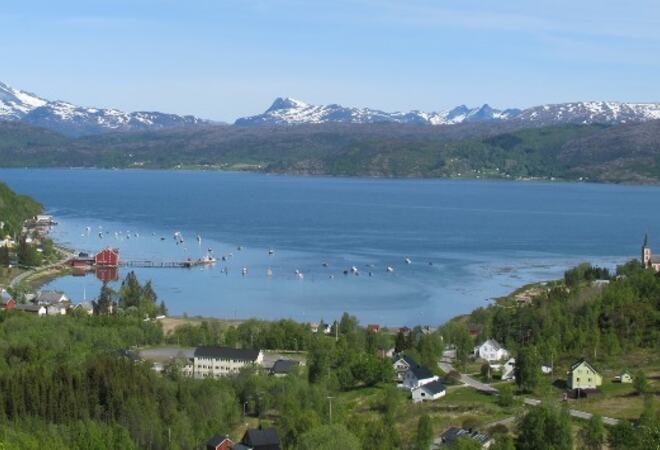 Oversiktsbilde av Røsvik, foto Halvard Toften