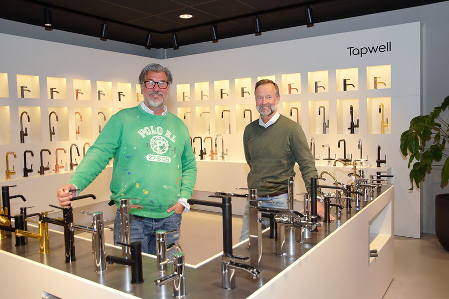 Tapwells administrerende direktør Niels Sydtveit og markedssjef Leif-Erik Haaland gleder seg over en svært god utvikling de siste årene. Begge har også tro på en god fortsettelse, selv om markedet generelt er litt på vent for tiden.