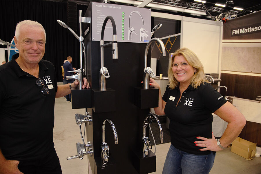 Ola Asbjørnsen og Nina Eggen, henholdsvis distriktssjef i Østfold, Vestfold og Hedmark samt kundeservice og distriktssjef i Møre, Romsdal, Trøndelag , samt kundeservice\ prosjektkoordinator for FM Mattsson Norge, har begge klokkertro på at den nye armaturserien 9000XE vil bli en salgssuksess.