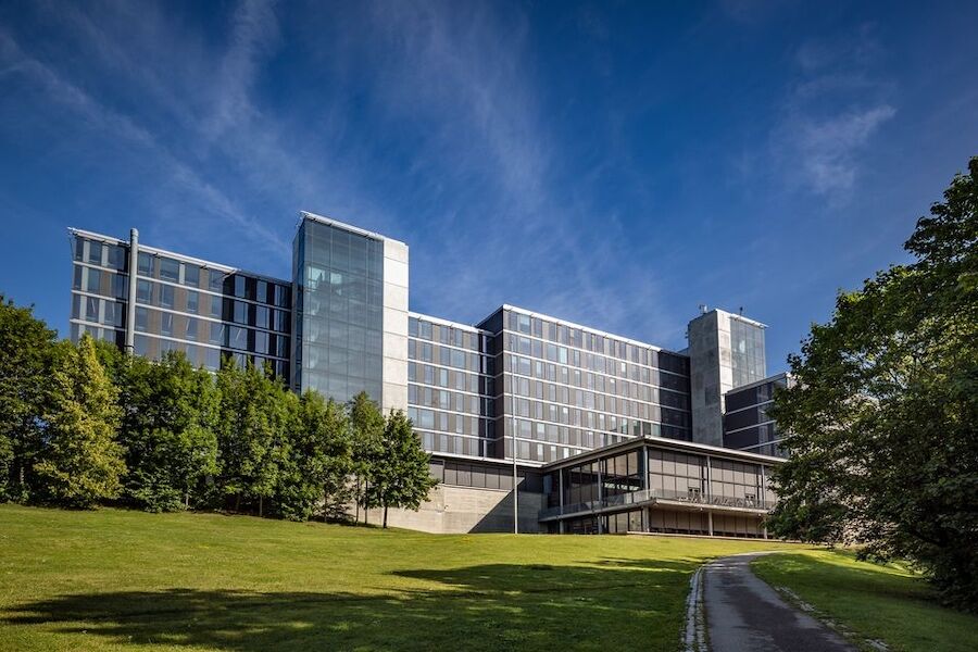 Brynsengfaret 6 ligger sentralt på Bryn med nærhet til et godt utbygd kollektivtilbud. Foto: Knut Neerland - Magent AS