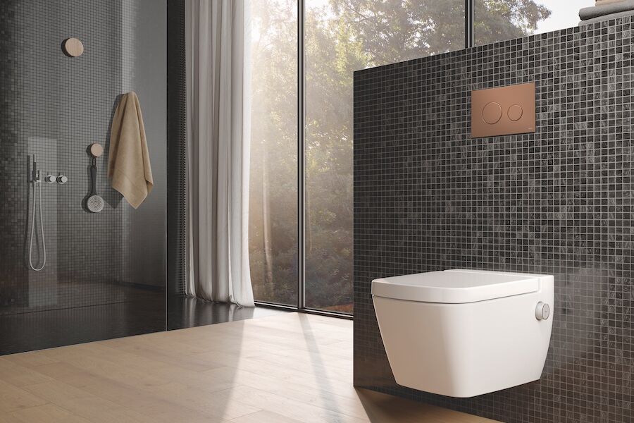 Nå lanserer TECE fire nye trendige metalliske farger for betjeningsplatene TECEnow, TECEloop og TECEsolid. Foto: TECE