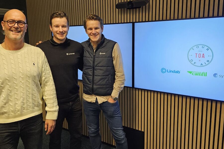 Lars Navelsaker, regionsjef Camfil, David Brodawski salgssjef, Systemair, og Stefan Myhre Pettersen, salgssjef ventilasjon i Lindab, er klare for en ny turnè med Tour of air 2024,hvor de skal besøke hele 8 steder i nord og Midt Norge.