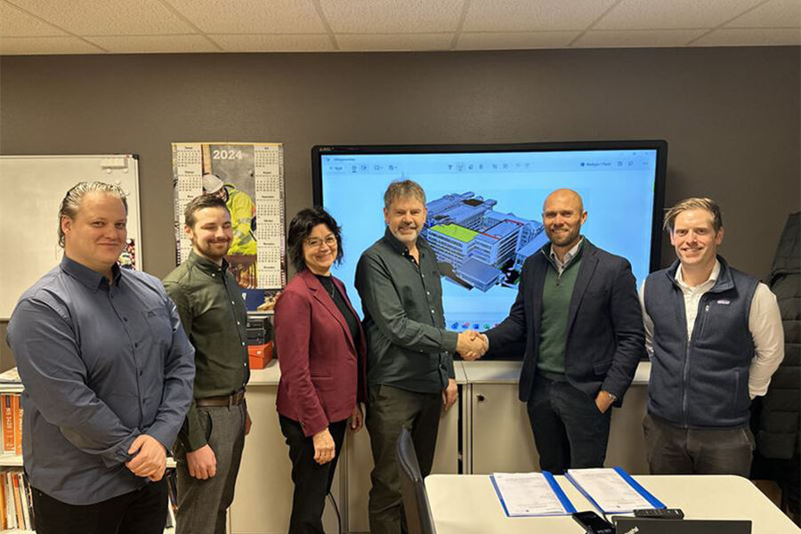 Under avtalesigneringen, fra venstre, Teknisk prosjektleder Ole Kristian Kristiansen og prosjektleder Paul Lizureck i Bravidas prosjektavdeling i Stavanger, marked- og prosjektutvikler Elin Tryti og prosjektleder Geir Egil Høvring i GL Prosjektservice, regiondirektør for Bravidas region Agder/Rogaland Trond Lauritz Larsen og avdelingsleder prosjekt Eirik Helgøy i Bravidas prosjektavdeling i Stavanger.