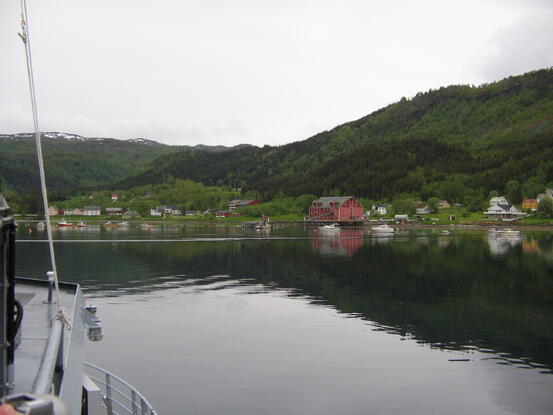 Parti av Røsvik sett fra Sjøen