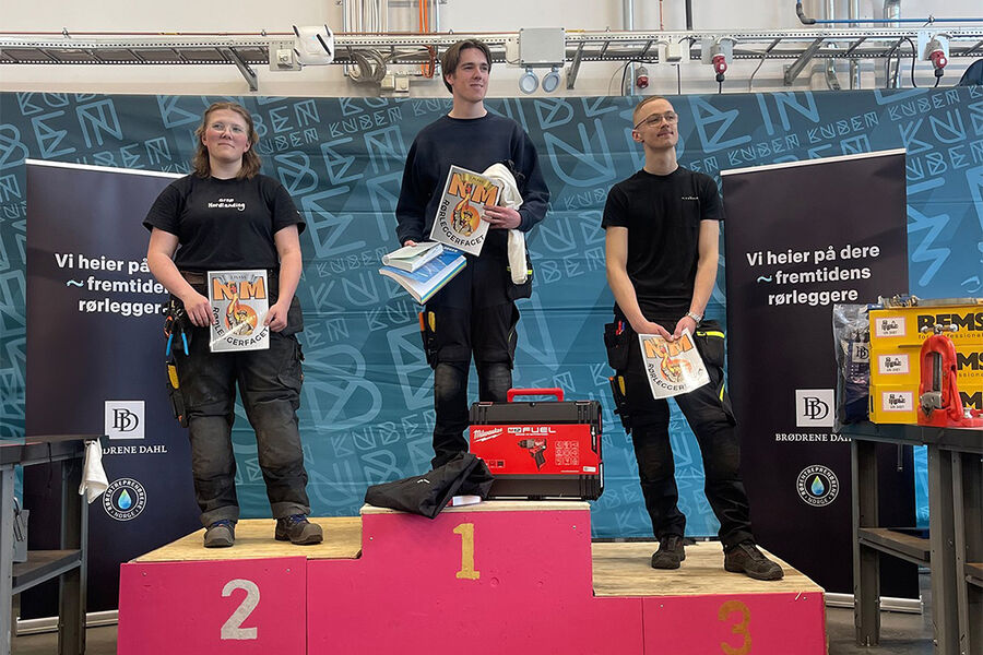 Mathias Otterstad, Ringsaker Vgs, ble norgesmester foran Sofie Helland Johansen, Stangnes Rå Vgs, og Kacper Galik, Kuben vgs.