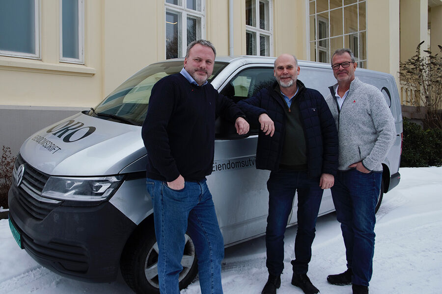 - Å bruke FPA-godkjente rørleggere, er et viktig steg mot å redusere feil og usikkerhet knyttet til sprinkleranlegg, sier Dag Tore Hansen, daglig leder hos ORO Eiendomsdrift, Robert Lund, teknisk forvalter hos ORO Eiendomsdrift og Anders Sandmæl, daglig leder for Fire Protection Academy.