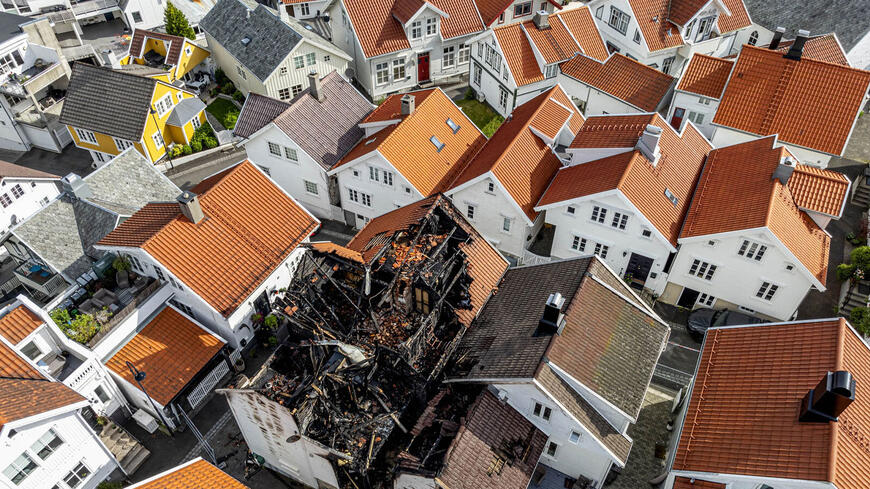 Branntomt i Egersund med naboer