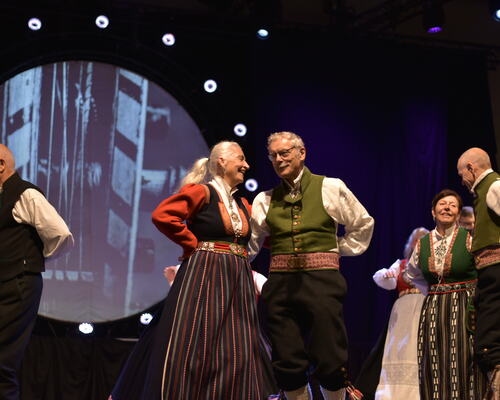 Lagdans. Foto: FolkOrg Lagdans. Foto: FolkOrg