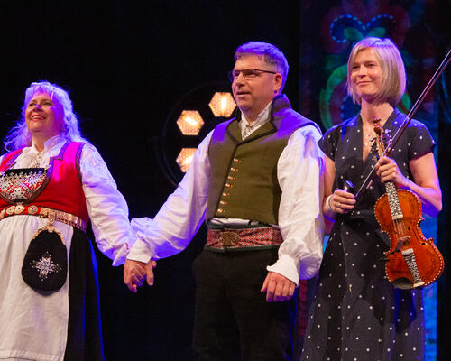 Laila og Jan Arne pardans klasse B. Foto: FolkOrg Runhild Heggem Laila og Jan Arne pardans klasse B. Foto: FolkOrg