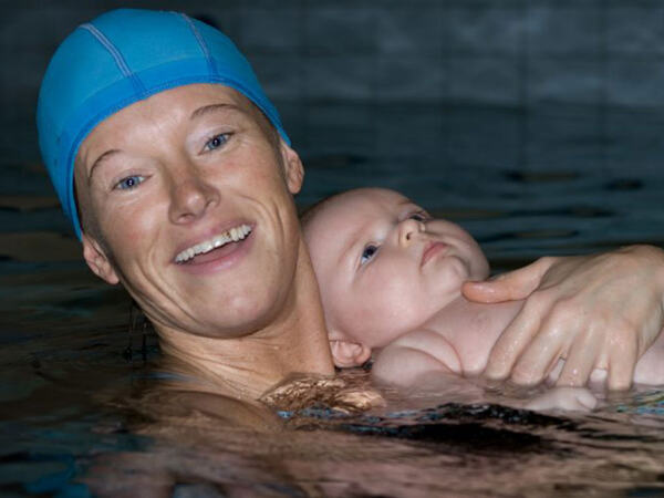 Kursholder med et barn