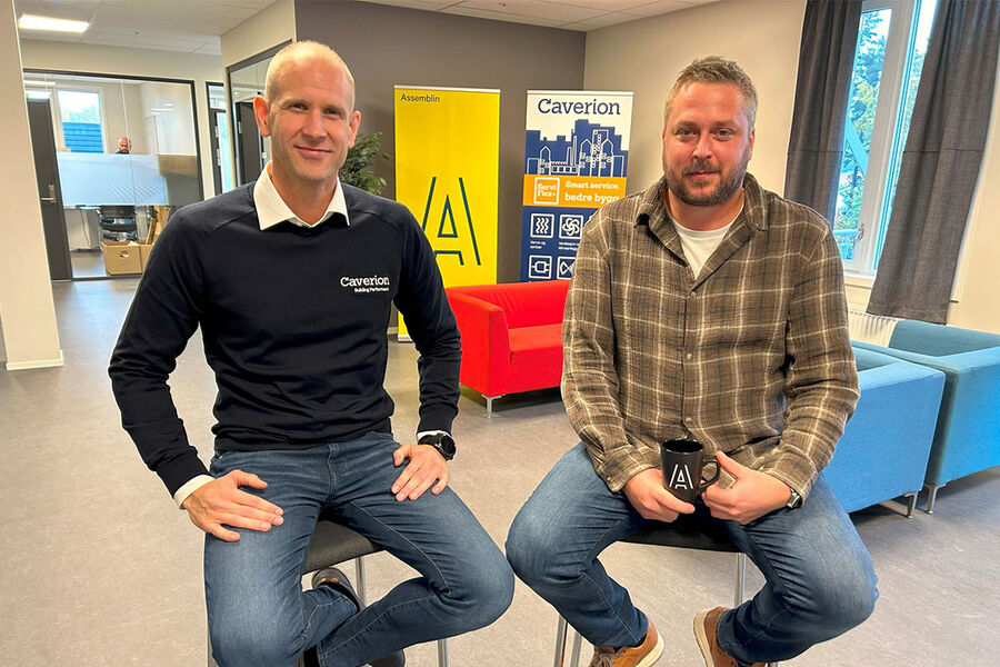 På Jessheim har Assemblin og Caverion blitt samboere i Industrivegen 18. – Vi er fortsatt selvstendige virksomheter selv om vi har flyttet under samme tak, sier avdelingssjefene Kristian Tønnessen i Caverion og Lasse Svendsen i Assemblin.