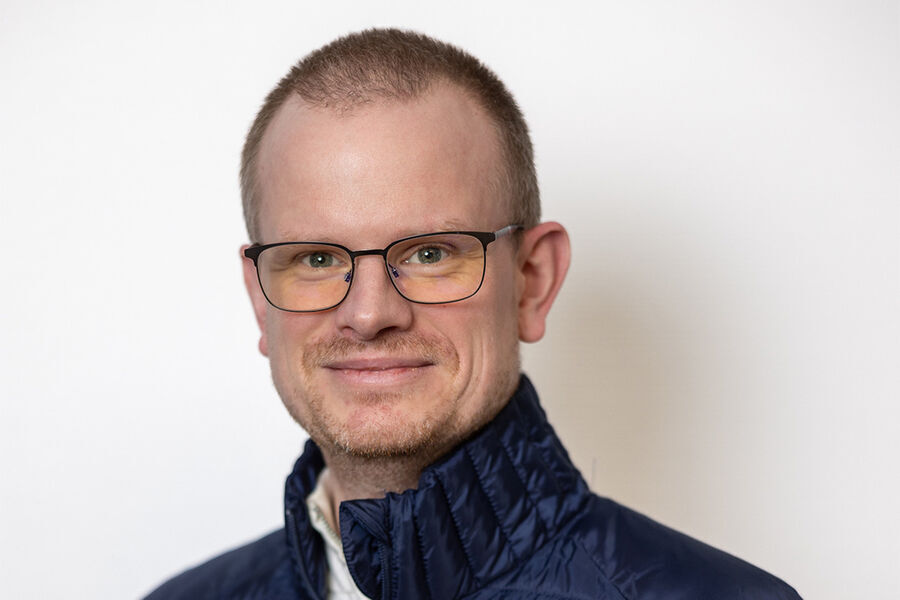 – Vi anbefaler å prioritere optimalisering av teknisk infrastruktur slik at man unngår å installere parallelle systemer. I dag bruker man Ethernet både på IT- og automasjonsutstyr, og da er det ingen grunn til å ha parallelle kommunikasjonsløsninger, sier Torbjørn Sørensen, salgs- og markedsansvarlig for automasjon i Bravida Bergen.