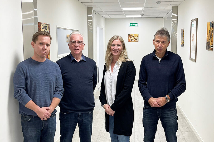 Opplæringskontoret på Romerike (ROR) undrer seg ressursbruken i Rørentreprenørene Norge (REN). På bildet ser vi fra venstre, faglig leder Morten Holm, styremedlem Einar Mehus, daglig leder Ragnhild Berg Mehus, og styreleder Baard Aas.