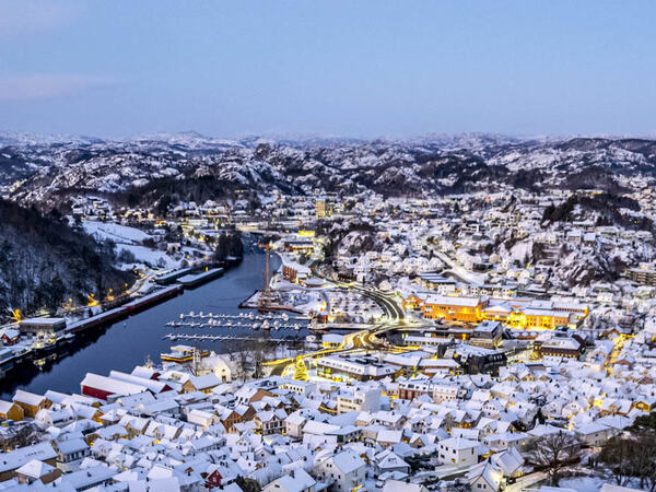 Egersund sentrum i snø