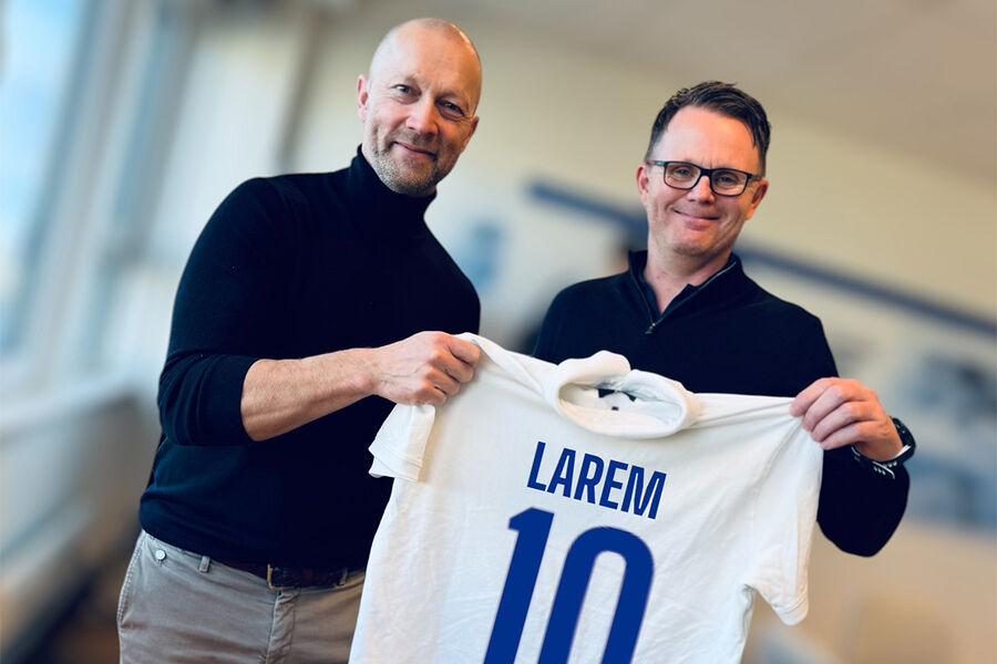 Salgs- og markedsdirektør i Pipelife Norge, Jørn Fragge, har signert Andreas Larem som salgssjef VVS. Pipelife Norge AS.