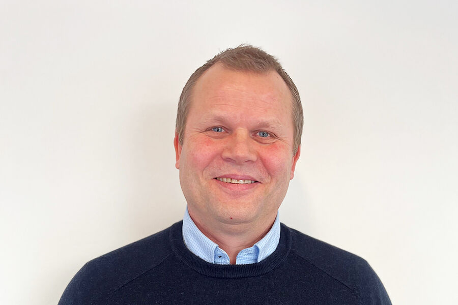 Thomas Blankevoort er på plass i som medlemsansvarlig for VA Eksperten og Anleggsgartner på hjul i Kjedehuset AS. Her skal han jobbe tett sammen med daglig leder Inger Nerdrum mot både medlemmer og leverandører.