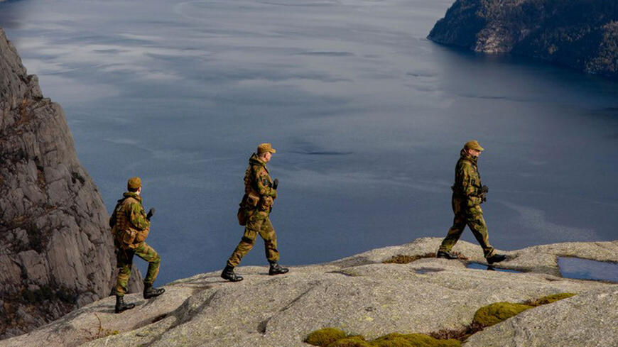 HV på øvelse i fjellet