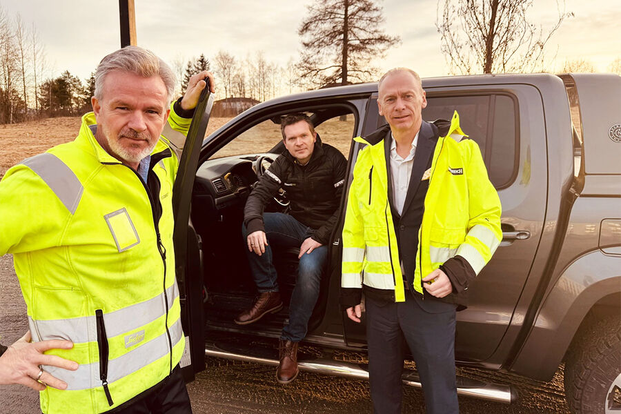 På bildet ser vi fra venstre, Morten Lerengen, divisjonsdirektør VA, Thorbjørn Olsen, salgssjef VA, og Roger Lunde, administrerende direktør i Heidenreich AS