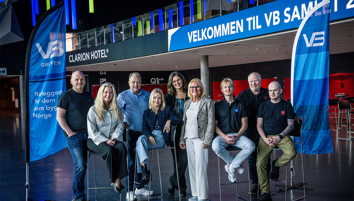 F.v. Jan Yngve Mathisen, Hilde Gilen, Jan Terje Kristiansen, Ellen Hanetho, Kari Anne Slettevold Bjørshol, Tone Bjørnov, Sindre Grønningen, Bjørn Fredriksen og Andreas Ersland på VB Samlet 2025.