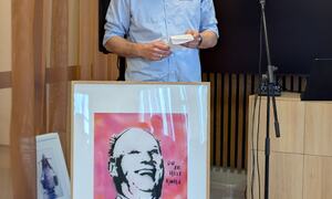 Storegga ved Eivind Olsen med gave fra Storegga AS