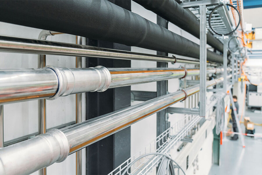 Det nye Geberit Mapress Therm-rørsystemet i rustfritt stål laget av CrTi-stål. For mange industrielle bruksformål, så som trykkluft, inertgasser og undertrykk Det nye Geberit Mapress Therm-rørsystemet i rustfritt stål laget av CrTi-stål. For mange industrielle bruksformål, så som trykkluft, inertgasser og undertrykk